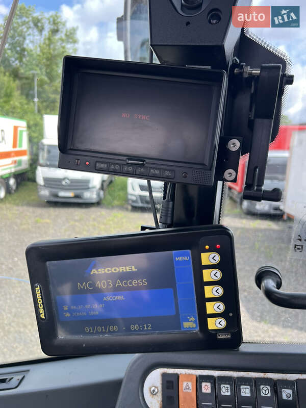 Фронтальный погрузчик JCB 436 2010 в Луцке