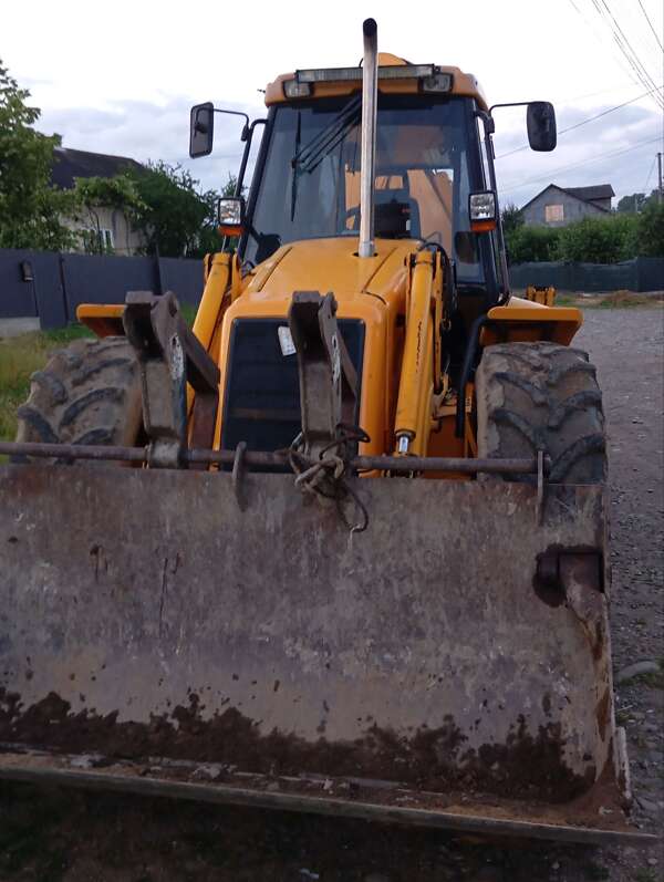 Экскаватор погрузчик JCB 4CX 2001 в Тячеве фото 2 Экскаватор погрузчик JCB 4CX 2001 в Тячеве