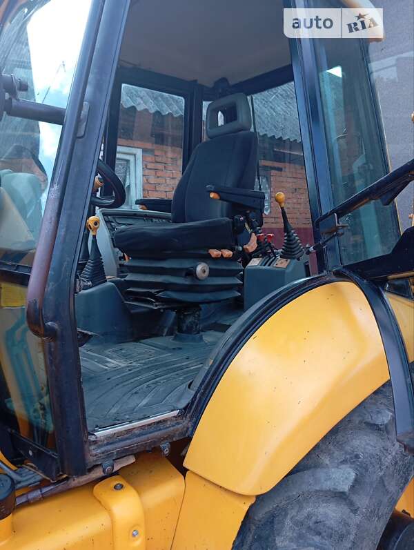 Экскаватор погрузчик JCB 4CX 2001 в Тячеве фото 16 Экскаватор погрузчик JCB 4CX 2001 в Тячеве