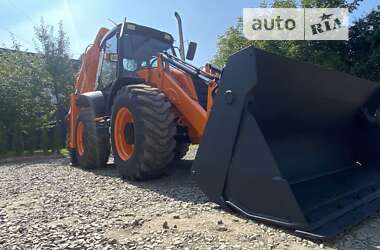 Экскаватор погрузчик JCB 4CX 2001 в Луцке