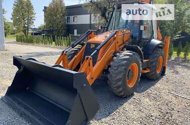 Екскаватор навантажувач JCB 4CX 2001 в Луцьку