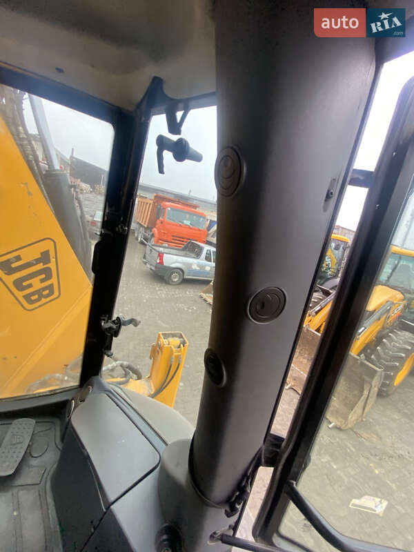 Экскаватор погрузчик JCB 4CX 2010 в Запорожье