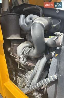 Экскаватор погрузчик JCB 4CX 2012 в 