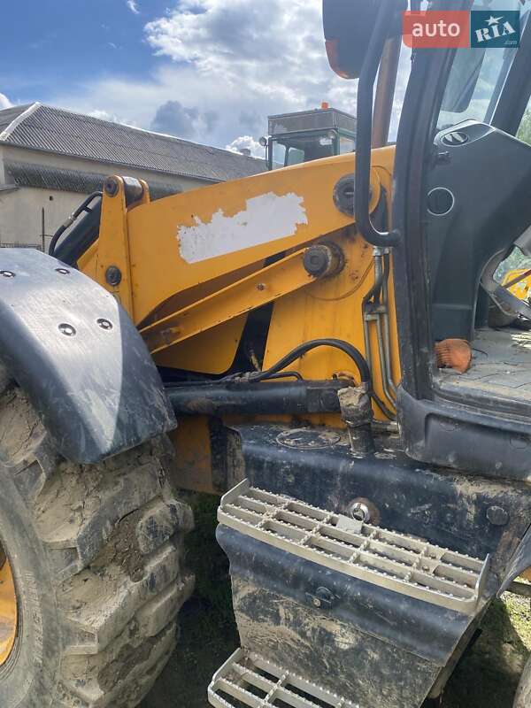 Экскаватор погрузчик JCB 4CX 2010 в Ужгороде
