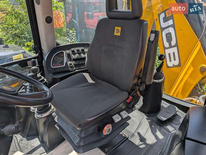 Экскаватор погрузчик JCB 4CX 2013 в Луцке