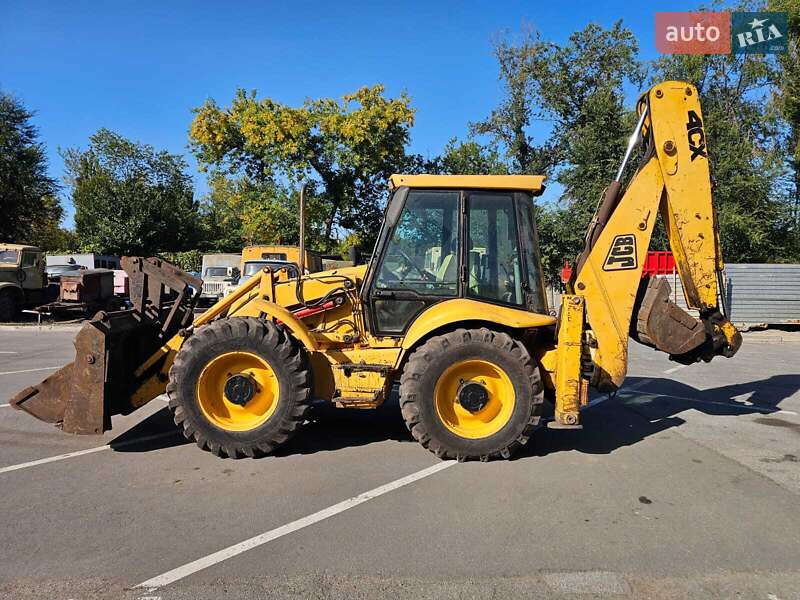 Екскаватор навантажувач JCB 4CX 1999 в Кривому Розі
