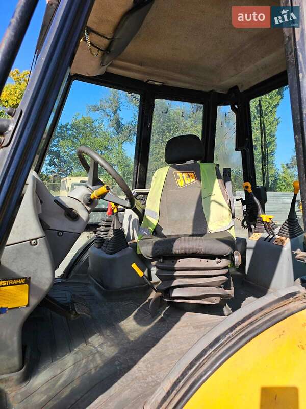 Екскаватор навантажувач JCB 4CX 1999 в Кривому Розі