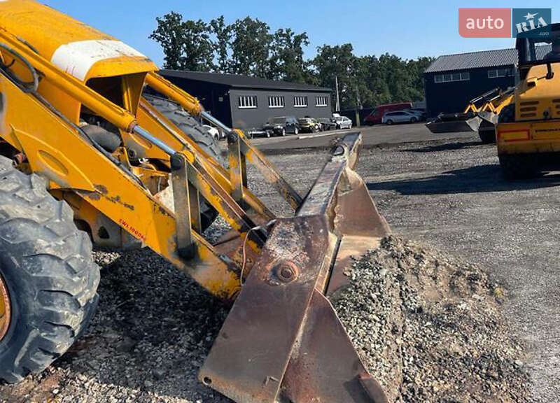 Экскаватор погрузчик JCB 4CX 2005 в Киеве