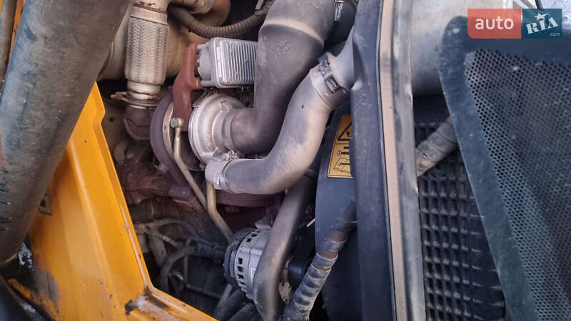 Экскаватор погрузчик JCB 4CX 2015 в Одессе