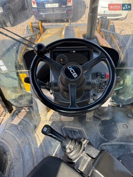 Экскаватор погрузчик JCB 4CX 2022 в Виноградове фото 10 Экскаватор погрузчик JCB 4CX 2022 в Виноградове