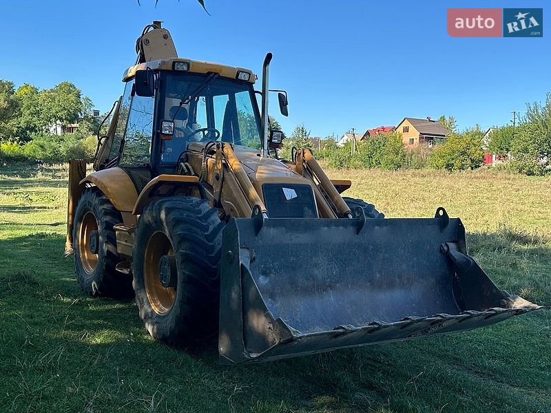 Экскаватор погрузчик JCB 4CX 2003 в Гнивани