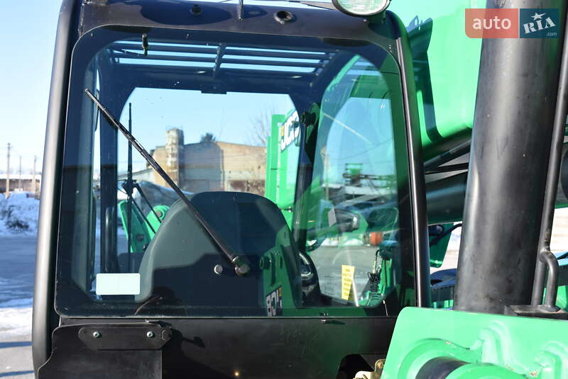 Підйомник телескопічний JCB 515 2016 в Рівному