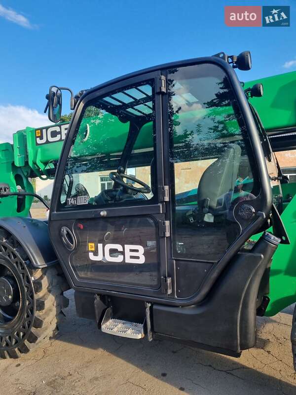 Телескопический погрузчик JCB 516-40 2015 в Ровно