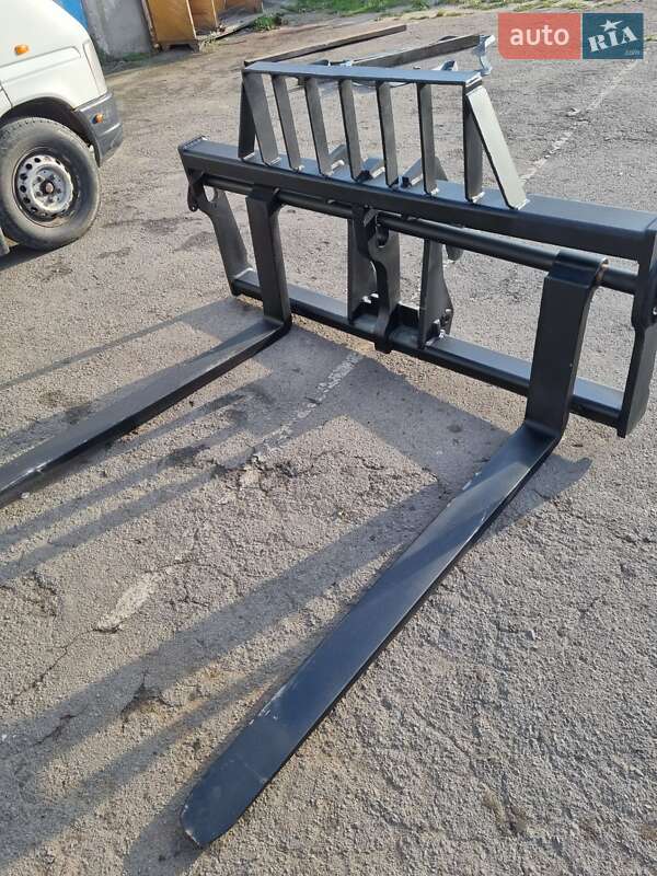 Телескопический погрузчик JCB 516-40 2015 в Ровно