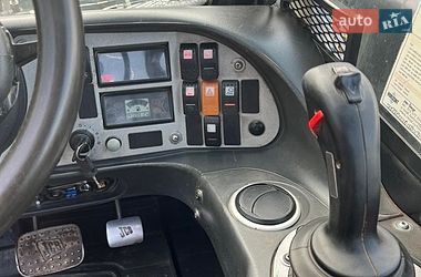 Телескопический погрузчик JCB 524 2008 в Киеве фото 15 Телескопический погрузчик JCB 524 2008 в Киеве
