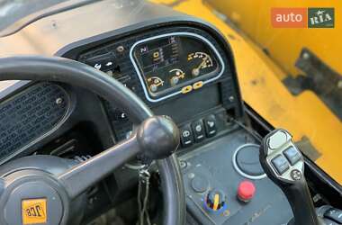 Телескопический погрузчик JCB 525-60 Hi-Viz 2017 в 