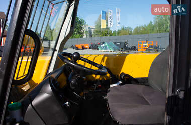 Подъемник телескопический JCB 525-60 Hi-Viz 2018 в 