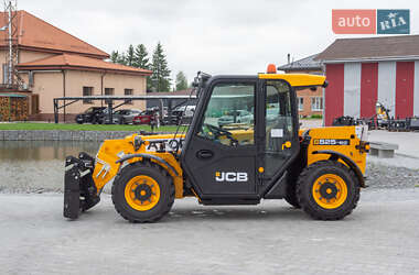 Подъемник телескопический JCB 525-60 Hi-Viz 2019 в 
