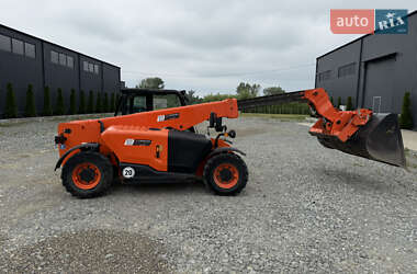 Телескопический погрузчик JCB 525-60 Hi-Viz 2019 в 