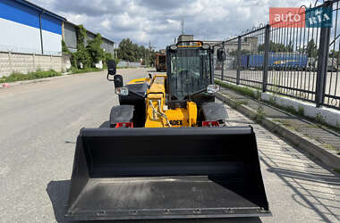 Телескопический погрузчик JCB 525-60 Hi-Viz 2018 в 