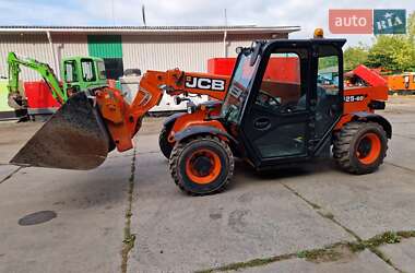 Телескопический погрузчик JCB 525-60 Hi-Viz 2019 в 