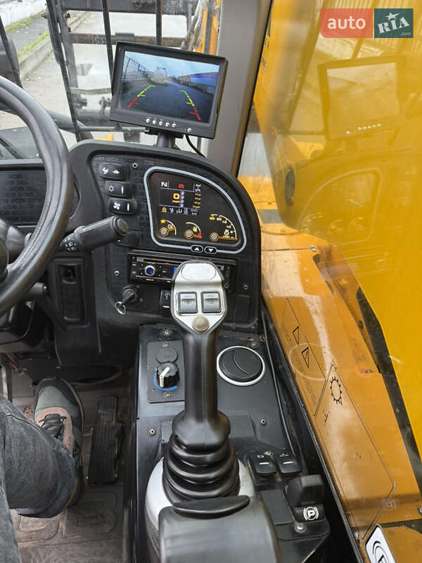 Телескопический погрузчик JCB 525-60 Hi-Viz 2018 в Киеве
