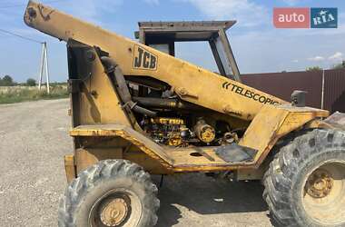 Фронтальный погрузчик JCB 525 1988 в Стрые