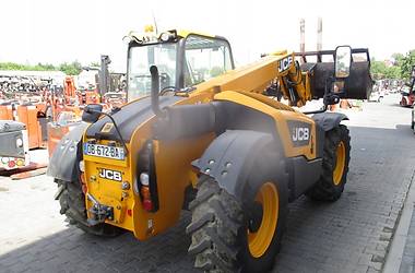Фронтальный погрузчик JCB 526 2013 в 