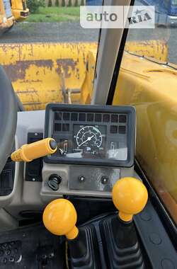 Подъемник телескопический JCB 526 2002 в 