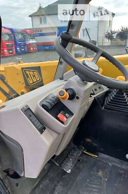 Подъемник телескопический JCB 526 2002 в 