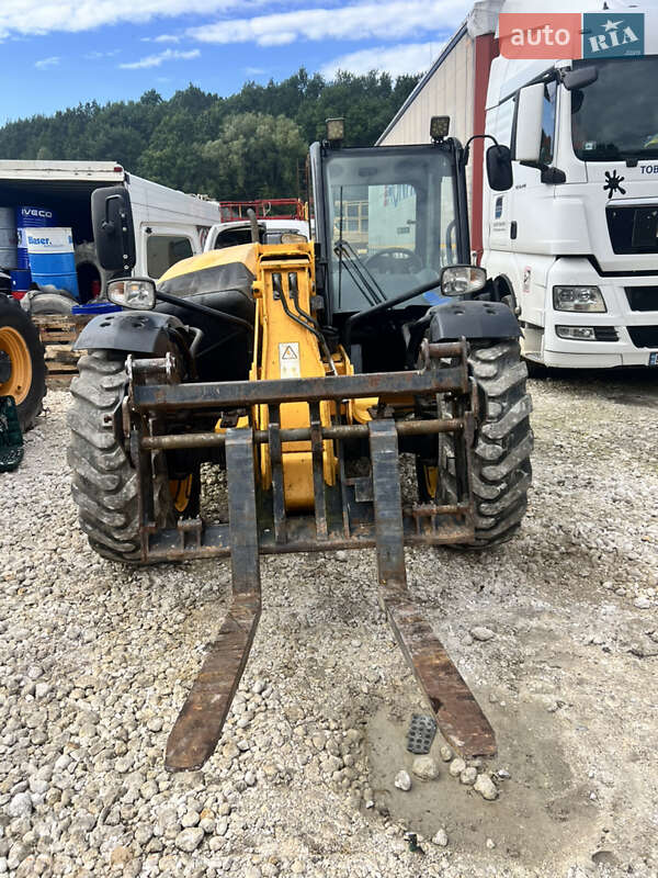 Телескопический погрузчик JCB 527-58 2012 в 