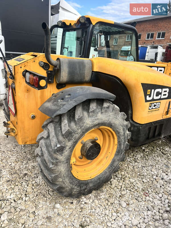 Телескопічні навантажувачі JCB 527-58 2012 в Львові