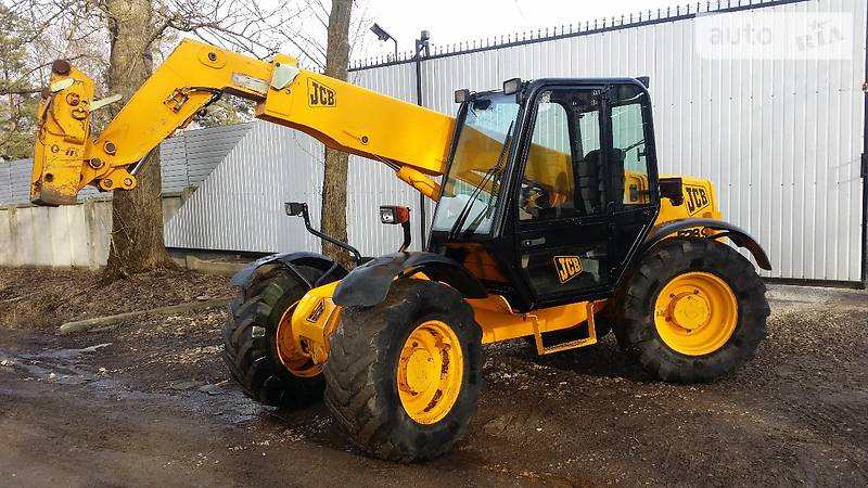 Телескопічні навантажувачі JCB 528-70 2000 в Теребовлі