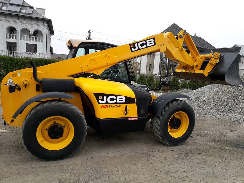 Телескопический погрузчик JCB 531-70 2011 в Ивано-Франковске