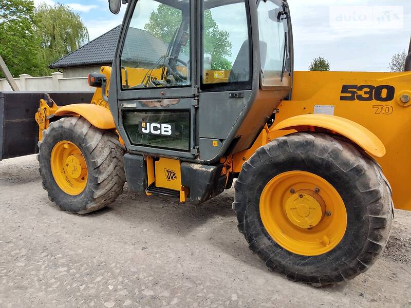 Подъемник телескопический JCB 531-70 2001 в Бучаче