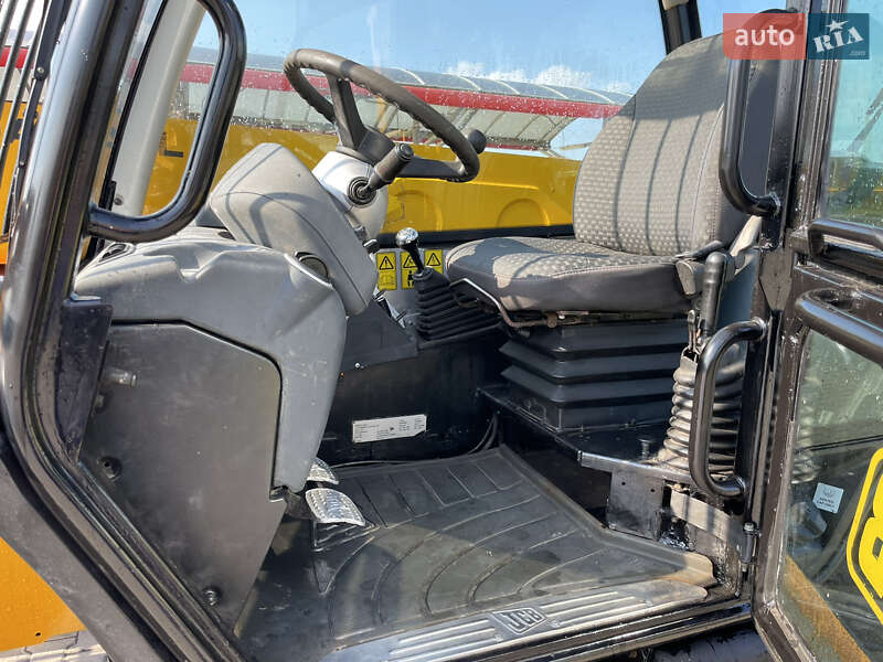 Телескопический погрузчик JCB 531-70 2004 в Луцке