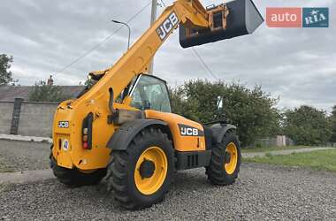 Телескопический погрузчик JCB 531-70 2010 в 