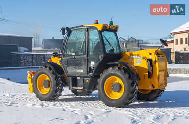 Подъемник телескопический JCB 531-70 2021 в 