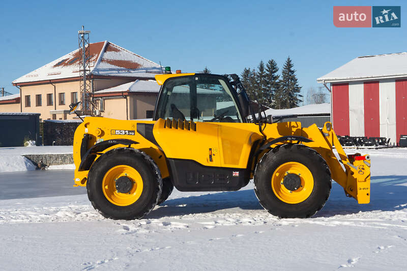 Подъемник телескопический JCB 531-70 2021 в 