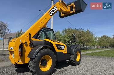 Телескопический погрузчик JCB 531-70 2015 в 