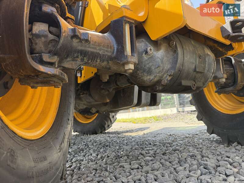 Телескопический погрузчик JCB 531-70 2015 в Луцке фото 12 Телескопический погрузчик JCB 531-70 2015 в Луцке