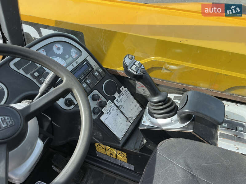 Телескопический погрузчик JCB 531-70 2011 в Луцке