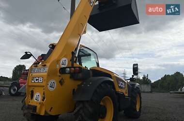 Телескопічні навантажувачі JCB 531-70 2013 в 