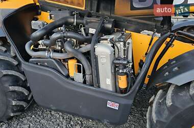 Телескопический погрузчик JCB 531-70 2013 в 
