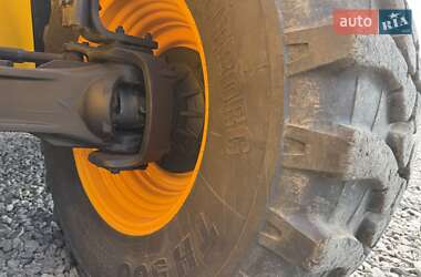 Телескопический погрузчик JCB 531-70 2016 в 