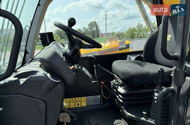 Телескопический погрузчик JCB 531-70 2016 в 