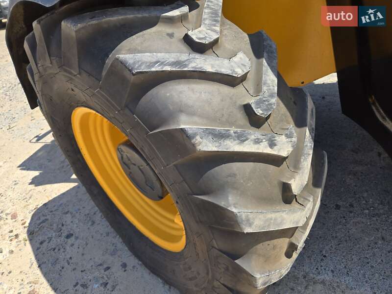 Телескопический погрузчик JCB 531-70 2012 в Болграде