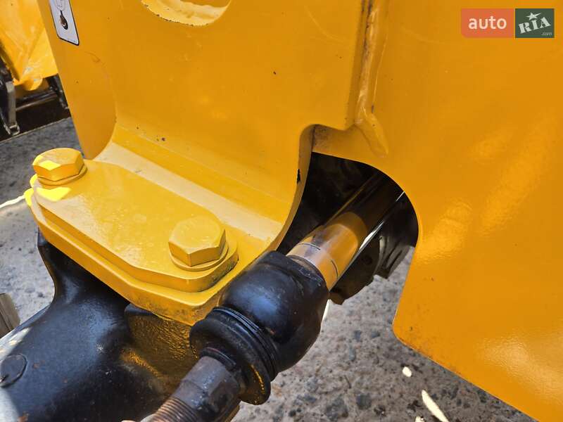 Телескопический погрузчик JCB 531-70 2012 в Болграде