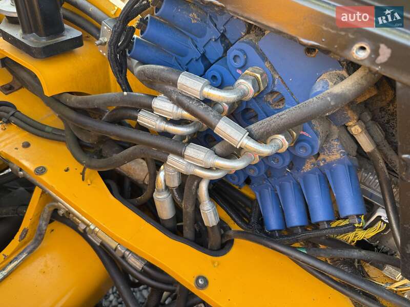 Телескопический погрузчик JCB 531-70 2011 в Луцке