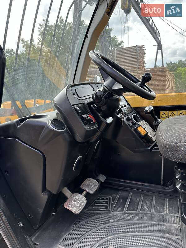 Телескопический погрузчик JCB 531-70 2013 в Ставище